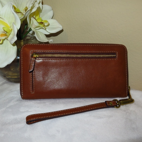 Fossil Emma RFID Large Zip Wallet *Excellent* - Picture 2 of 8